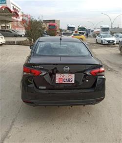 نيسان فيرسا